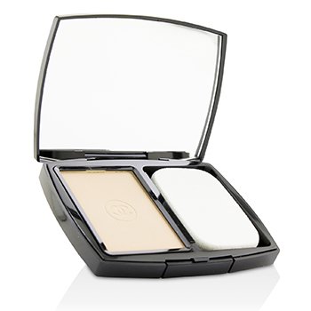 CHANEL LE TEINT ULTRA ULTRAWEAR FLAWLESS COMPACT FOUNDATION LUMINOUS MATTE FINISH SPF15 - # 20 BEIGE  13G/0.45OZ